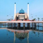 amirul-mukminin-floating-mosque