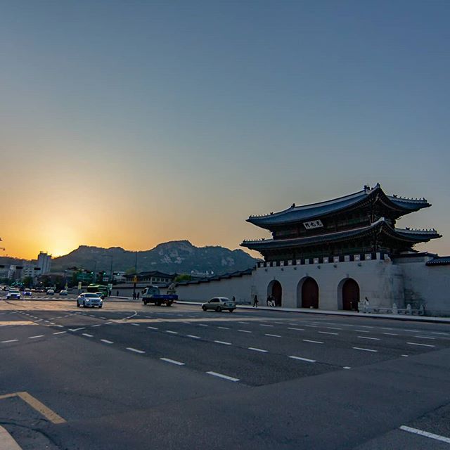 gwanghwamun-square